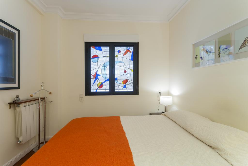 Pyr Select Jardines De Debod Apartment Madrid Room photo